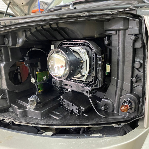 Рамки для замены линз в фарах Land Rover Discovery 4 2013-2017