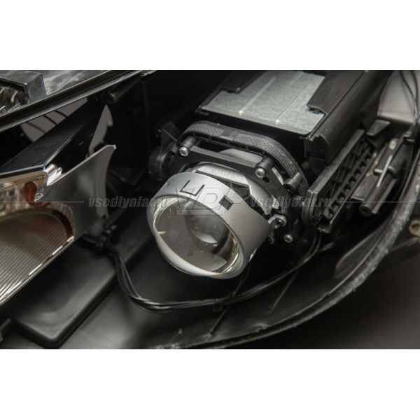 Рамки для замены линз в фарах Opel Astra GTC 2009-2015 Пластик.