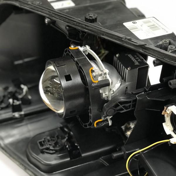 Переходные рамки для замены линз в фарах BMW X3 F25 2010-2014 Крепление Hella 3R