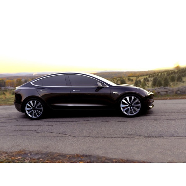 Плёнка для оклейки фар на автомобиле Tesla Model 3 (2017)