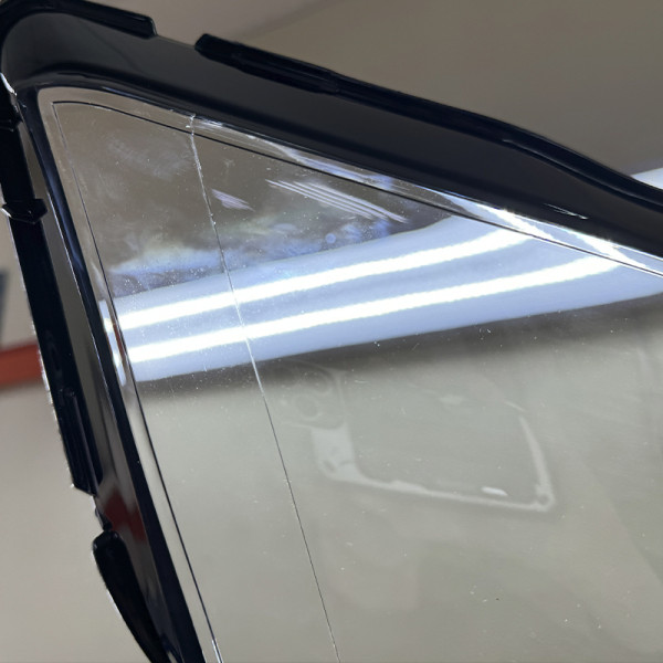 УЦЕНЕННОЕ стекло для фары Audi A7 (4G) (2010-2014) Правое №1